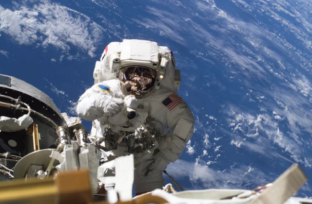 Quy Trình Lựa Chọn Phi Hành Gia NASA: Khó Khăn Hơn Nhiều So Với Harvard