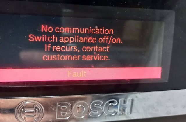 Nguyên Nhân Và Giải Pháp Cho Lỗi “No Communication” Trên Máy Rửa Bát Bosch