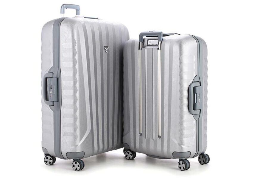 Khám Phá Tính Năng và Độ Bền Nổi Bật Của Vali Khóa Khung