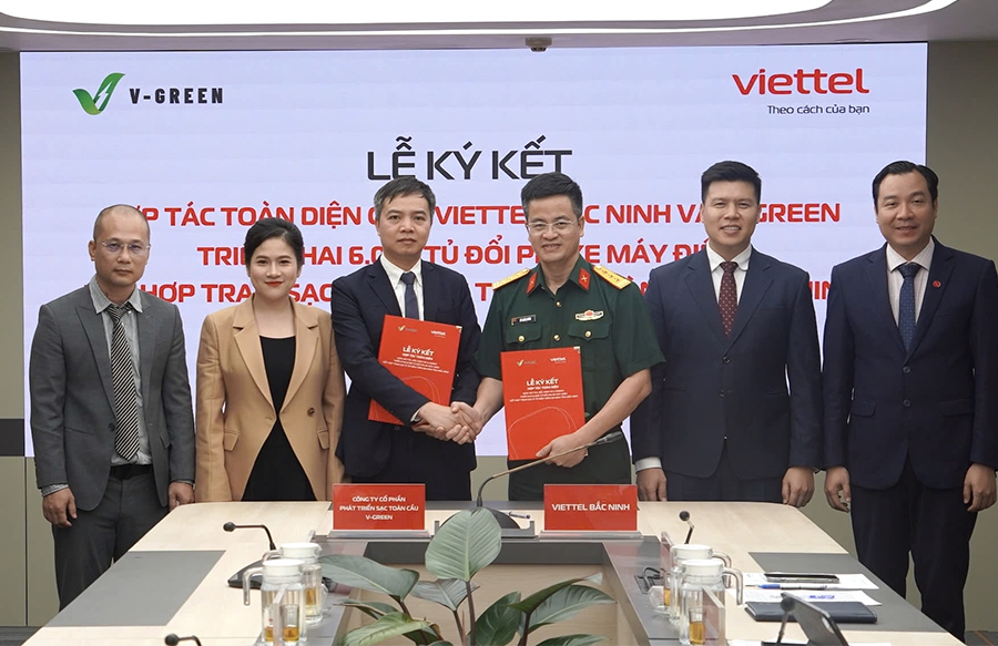 Viettel Hợp Tác Phát Triển Hệ Thống Đổi Pin Xe Điện Tại Bắc Ninh